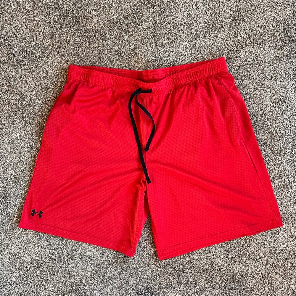 Men’s UA Tech Mesh 9” Shorts